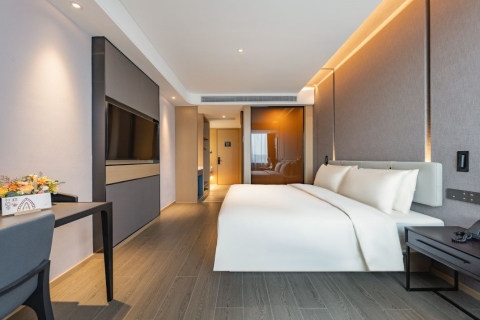 �Ϻ��ֶ���·�Ƕ�Ƶ�