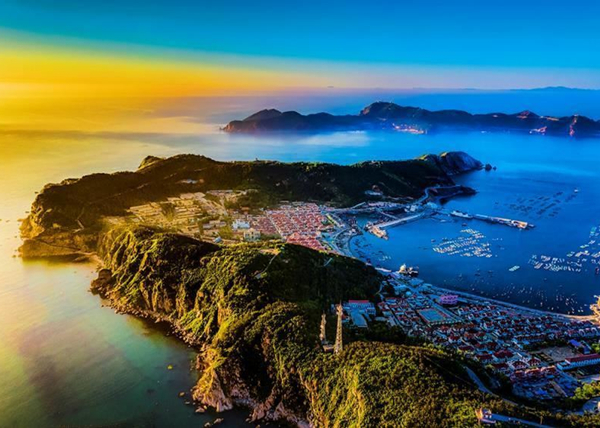 ɽ����̨��������